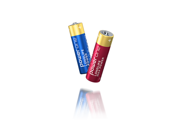 Zwei Power One Batterien, eine blaue Longlife Power und eine rote Longlife Max Power, mit Spiegelung auf weißem Grund